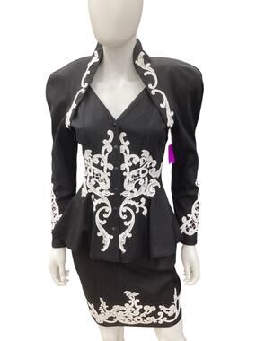 Vintage IIF Set Women’s Size: S - Blazer XS - Skirt White Appliqué Black